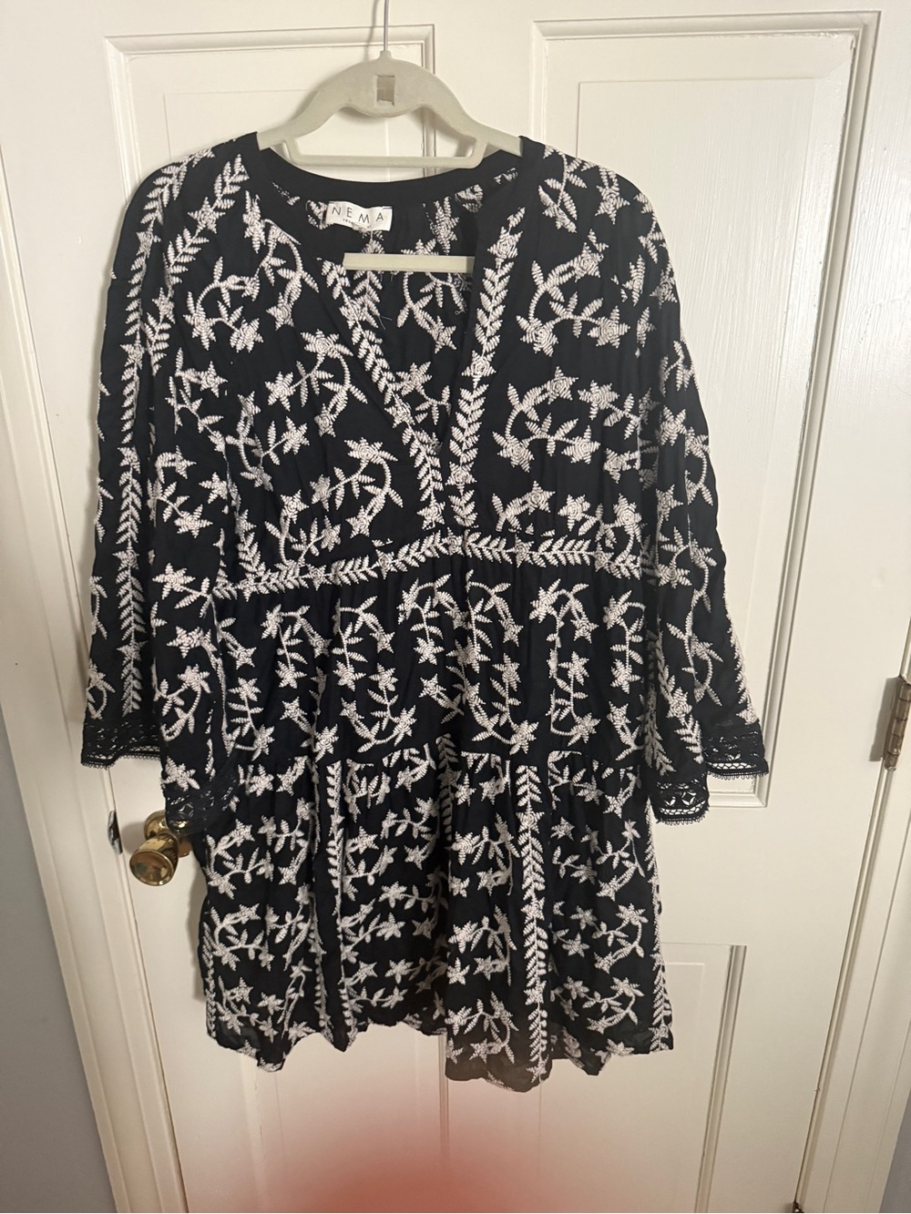 NEMA resort Wear Black Embroidered Tunic Dress with White Floral Stitching M/L